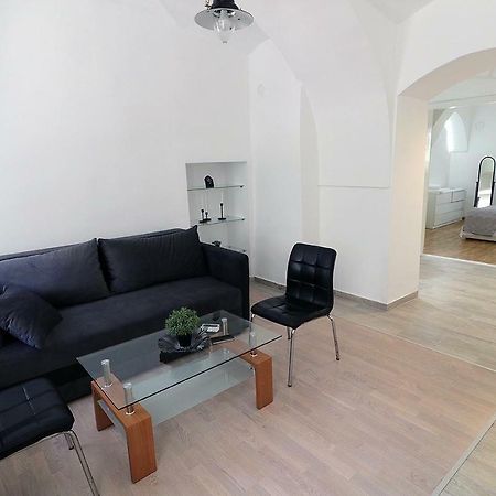 Apartman Tina Novi Sad Bagian luar foto