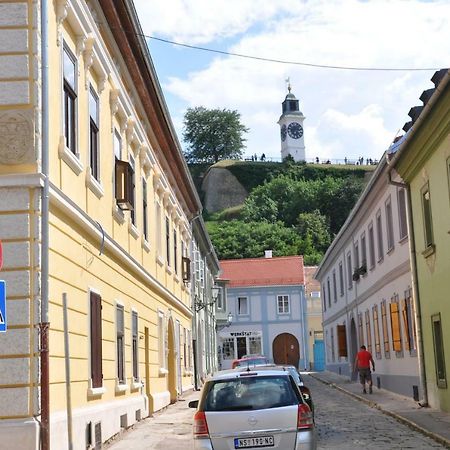 Apartman Tina Novi Sad Bagian luar foto